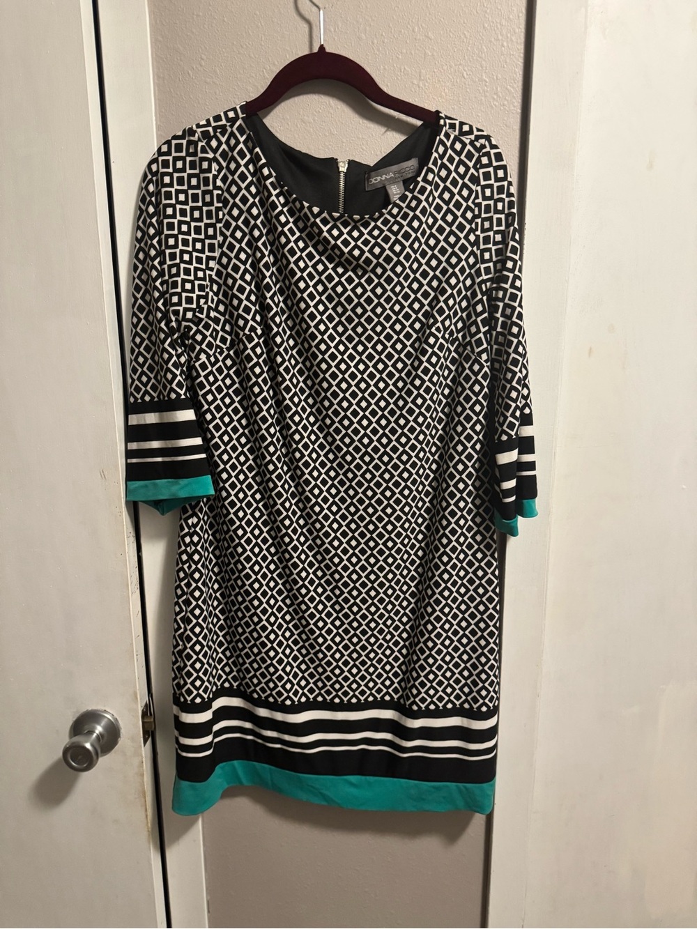 Donna Ricco Black & White Geo-Print Midi Dress with Teal Trim